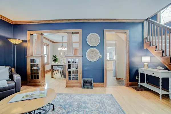 432 4th ST N, Bayport, MN 55003