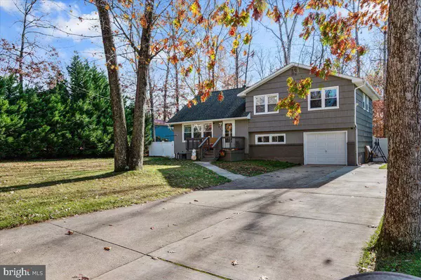 913 ELTY AVE, Vineland, NJ 08360