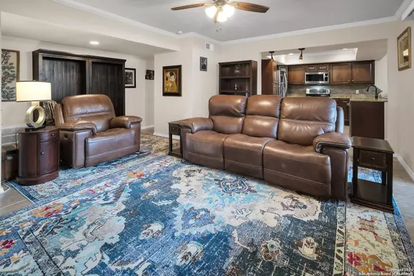 3803 BARRINGTON ST UNIT 2A, San Antonio, TX 78217