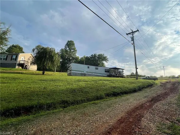 2214 Ararat RD, Ararat, NC 27007