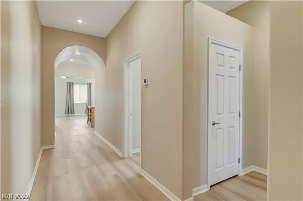 1077 Via Canale Drive, Henderson, NV 89011