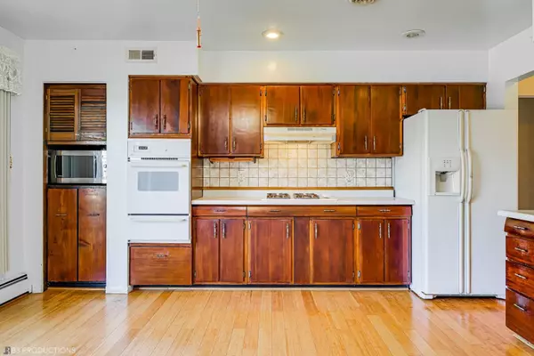 3005 Fiday Road, Joliet, IL 60431