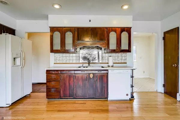 3005 Fiday Road, Joliet, IL 60431