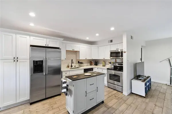 318 LAKE MARINA AVE #109, New Orleans, LA 70124