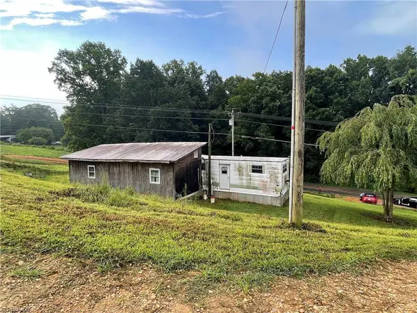 2214 Ararat RD, Ararat, NC 27007