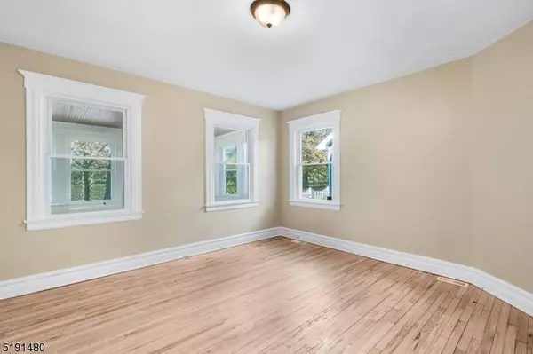 55 Glenwood Ave, Bloomfield Twp., NJ 07003