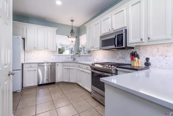 18282 OLD PERKINS PLACE AVE, Prairieville, LA 70769