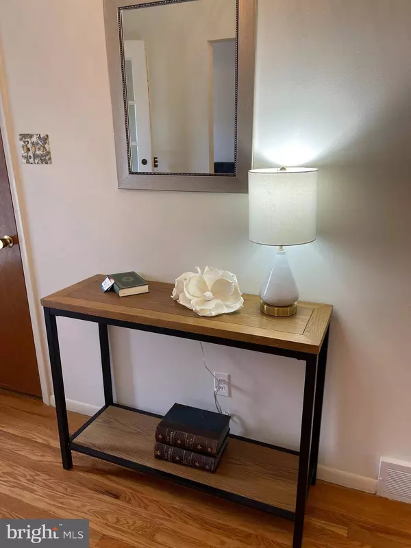 1677 KENMARE DR, Dresher, PA 19025