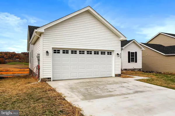 800 IVES ST, Martinsburg, WV 25405