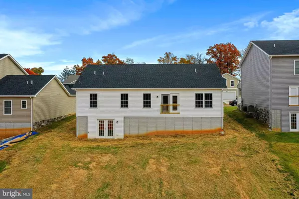 800 IVES ST, Martinsburg, WV 25405