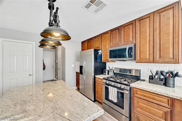 8105 Sienna Hollow Court, Las Vegas, NV 89143