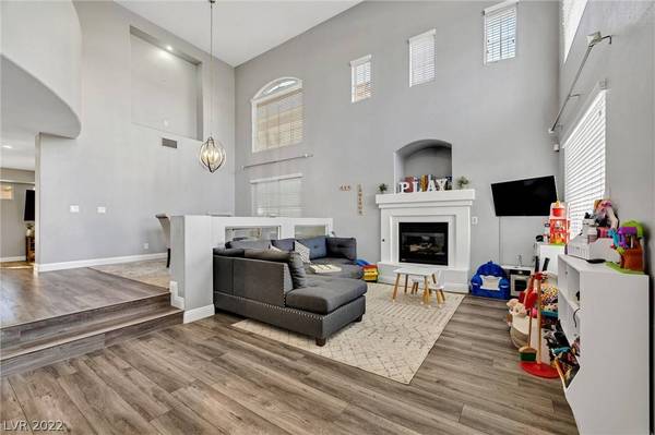 8105 Sienna Hollow Court, Las Vegas, NV 89143