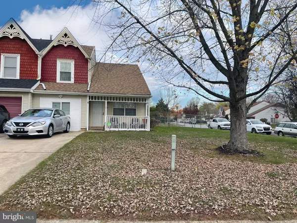 2 BERKS CT, New Castle, DE 19720