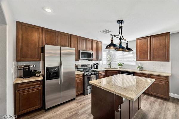 8105 Sienna Hollow Court, Las Vegas, NV 89143