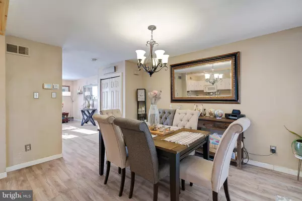 3319 WOODHAVEN RD, Philadelphia, PA 19154