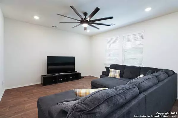 3313 Stoney Bayou, San Antonio, TX 78245