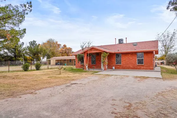 612 Richardson Road Road, Socorro, TX 79927