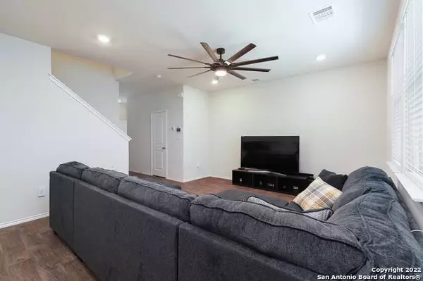 3313 Stoney Bayou, San Antonio, TX 78245