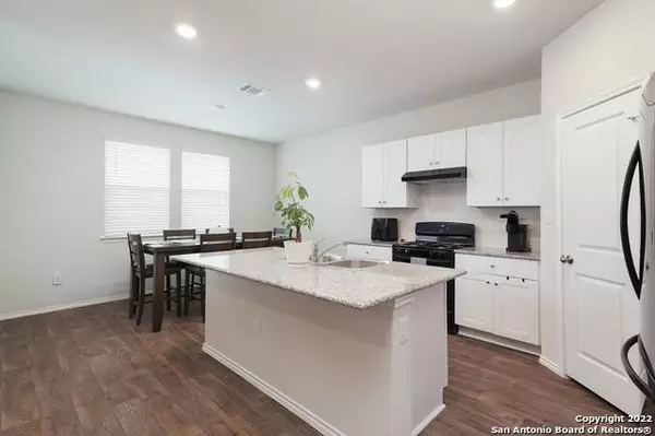 3313 Stoney Bayou, San Antonio, TX 78245