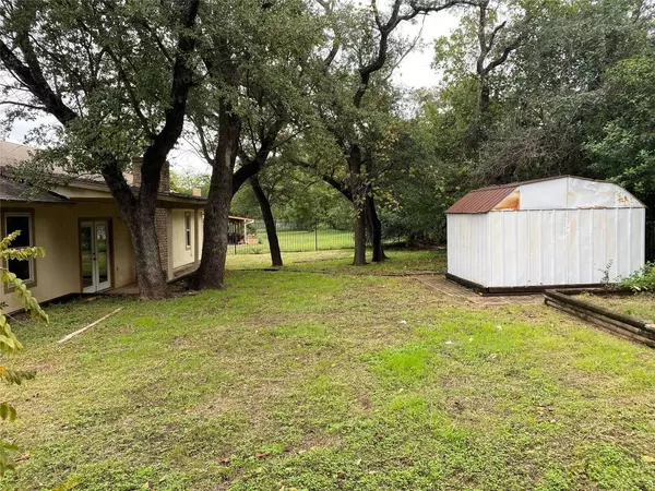 505 Meadowbrook DR, Georgetown, TX 78628