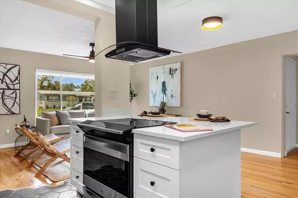 1945 BERING AVE, Winter Park, FL 32789