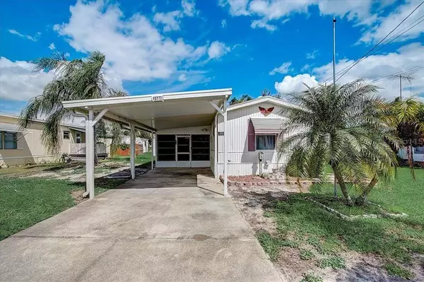 1506 PLEASANT ST, Tavares, FL 32778