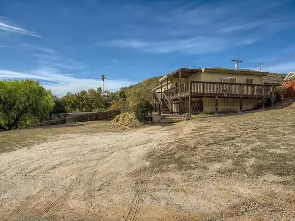 162 Almyra, El Cajon, CA 92019