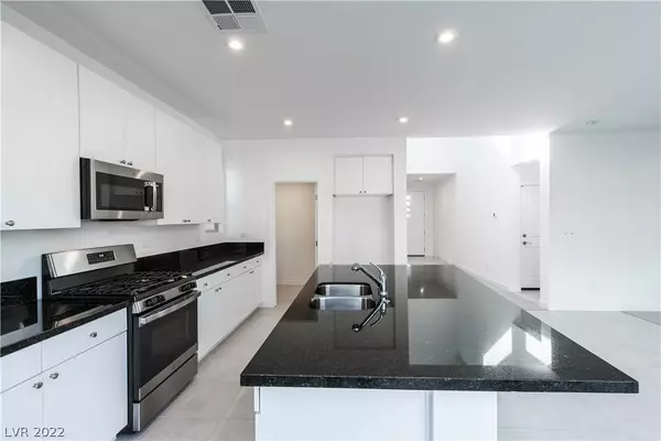 4152 W Le Baron Avenue, Las Vegas, NV 89141