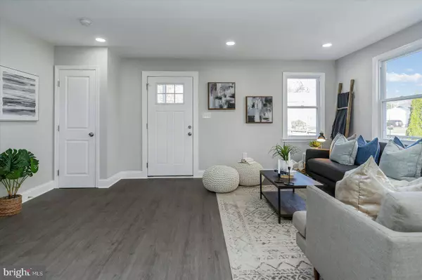 733 ESSEX AVE, Essex, MD 21221