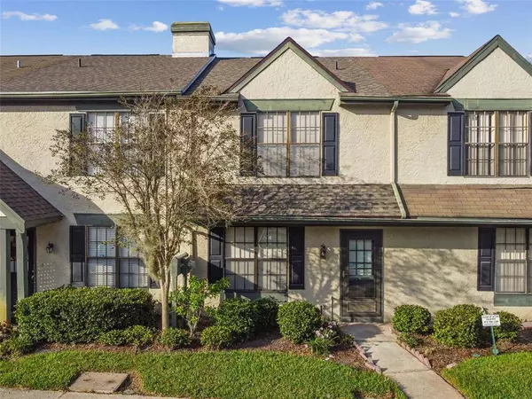 16617 BRIGADOON DR, Tampa, FL 33618