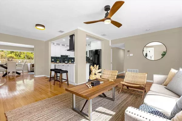 1945 BERING AVE, Winter Park, FL 32789