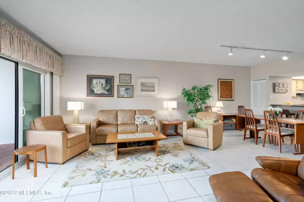 20 DONDANVILLE RD #A104, St Augustine, FL 32080