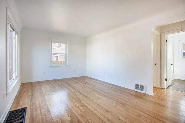 738 Buckingham SW Street, Wyoming, MI 49509