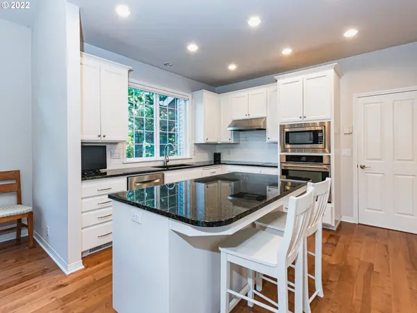 15912 NW TULLAMORRIE WAY, Portland, OR 97229