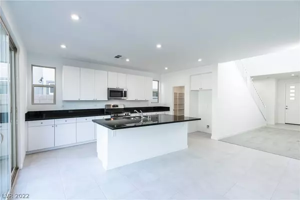 4152 W Le Baron Avenue, Las Vegas, NV 89141