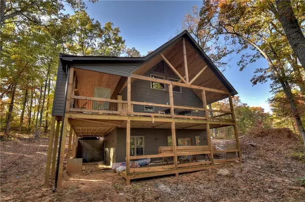 318 LEES RIDE, Mccaysville, GA 30555