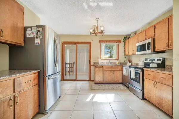 52 WOODBURY DR, Palm Coast, FL 32164