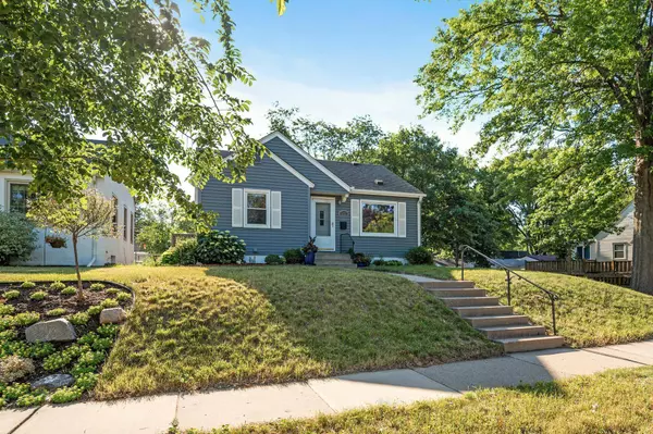 5657 44th AVE S, Minneapolis, MN 55417