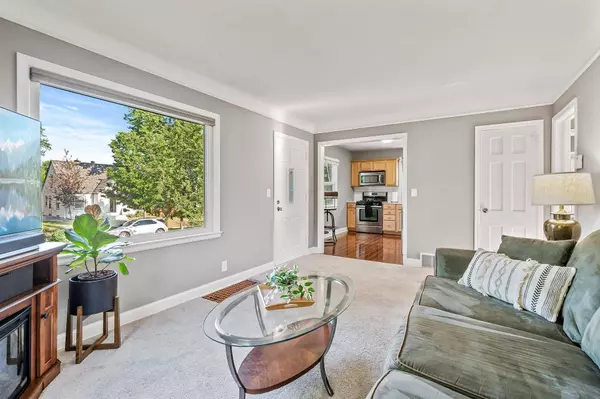 5657 44th AVE S, Minneapolis, MN 55417