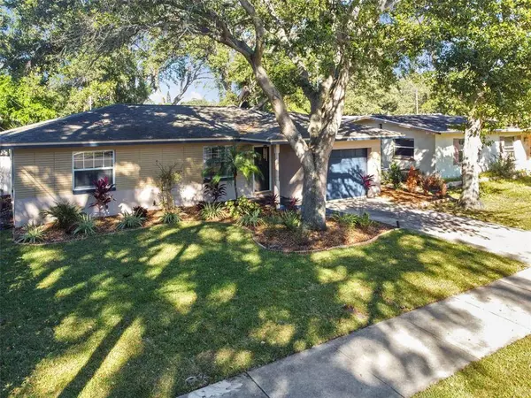 1966 MCKINLEY ST, Clearwater, FL 33765