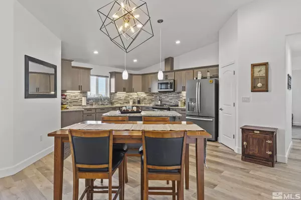 509 Saddle Horn Way, Fernley, NV 89408-8002