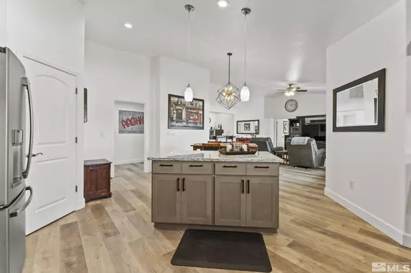 509 Saddle Horn Way, Fernley, NV 89408-8002