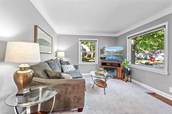 5657 44th AVE S, Minneapolis, MN 55417