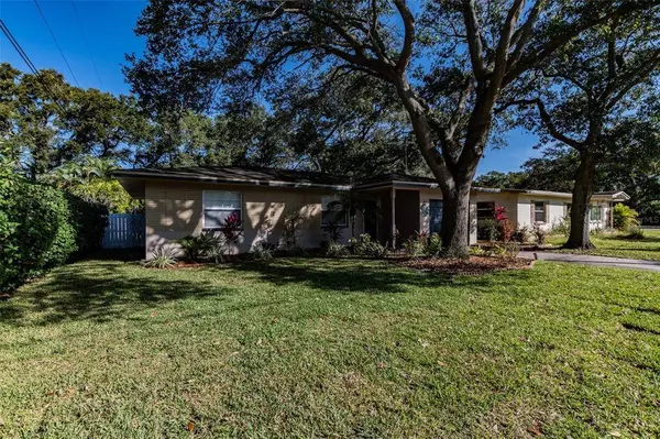 1966 MCKINLEY ST, Clearwater, FL 33765