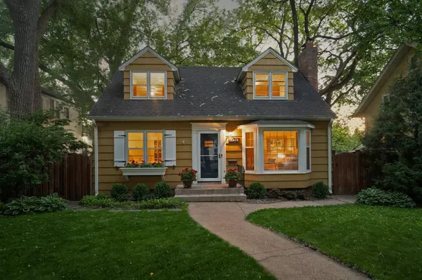 5044 Russell AVE S, Minneapolis, MN 55410