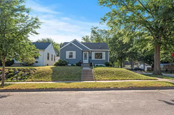 5657 44th AVE S, Minneapolis, MN 55417