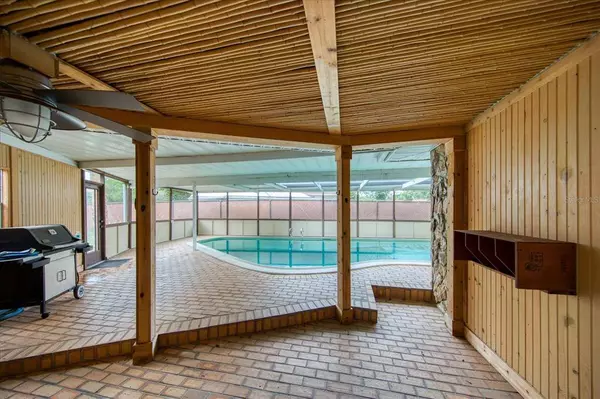 2370 DORA DR, Clearwater, FL 33765