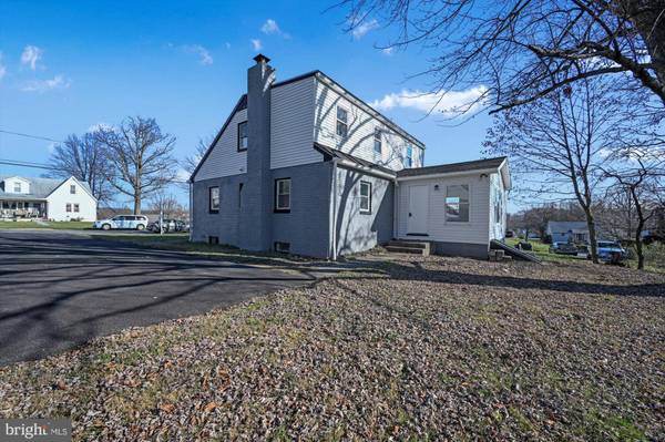 6121 CATHERINE ST, Harrisburg, PA 17112