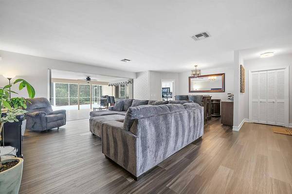 1850 LAKE TERRACE DR, Eustis, FL 32726