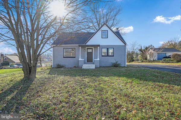 6121 CATHERINE ST, Harrisburg, PA 17112